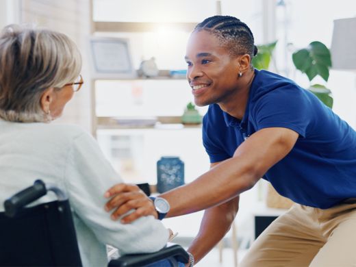Chez AubAnnA, nous recrutons des auxiliaires de vie ayant une réelle écoute et une envie de contribuer au mieux-être des bénéficiaires Chez AubAnnA, nous recrutons des auxiliaires de vie ayant une réelle écoute et une envie de contribuer au mieux-être des bénéficiaires